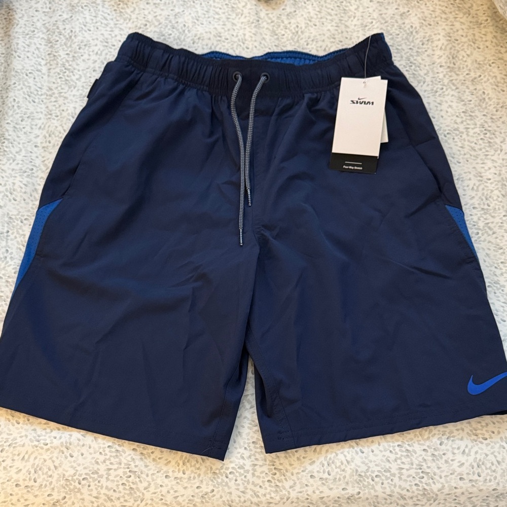 Nike Men’s 9” Swim Trunk Size Small Blue NWT